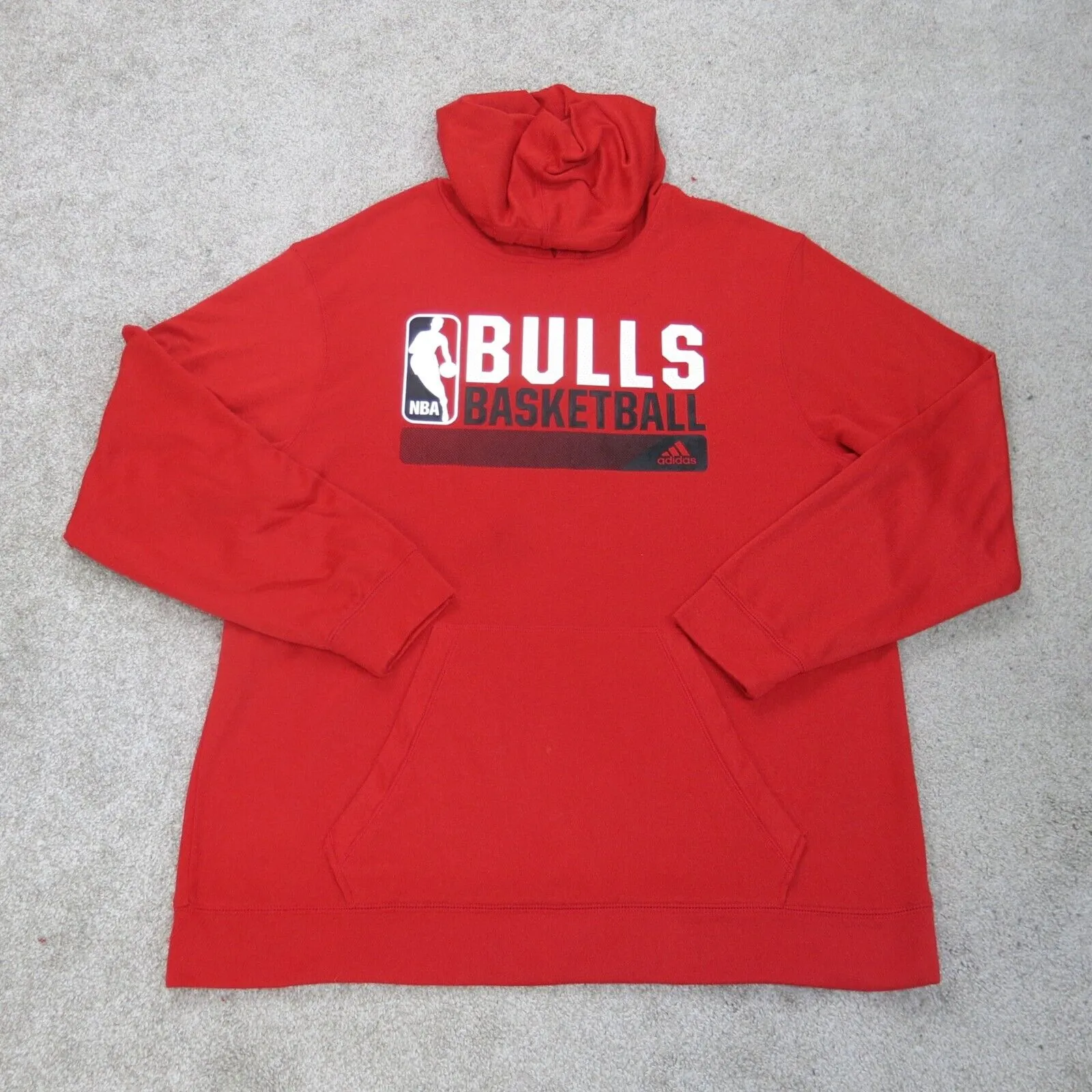 Adidas Hoodie Men XL Red Sweatshirt NBA Bulls Basketball Sports Climawarm Pocket