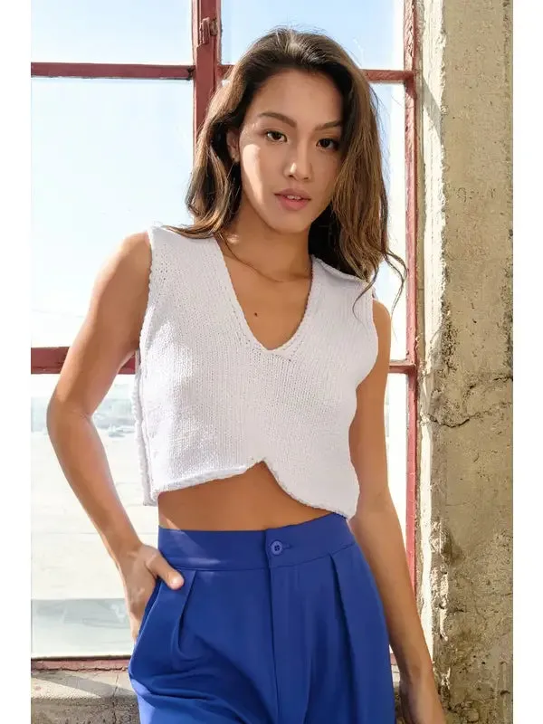 angela v neck crop sweater