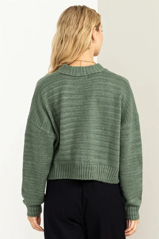 CROPPED CARDIGAN SWEATER