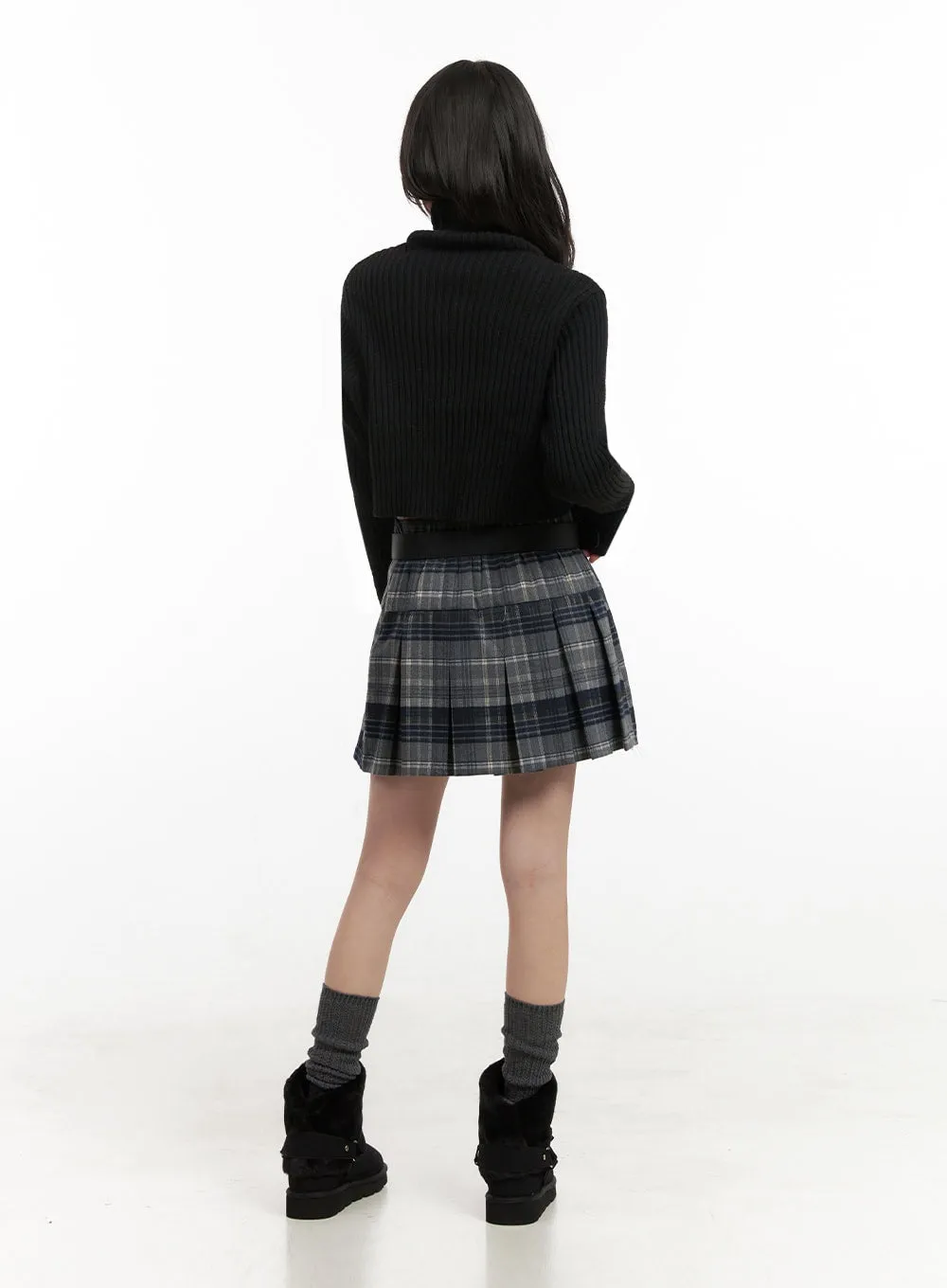 Ribbed Knit Cropped Sweater IN427