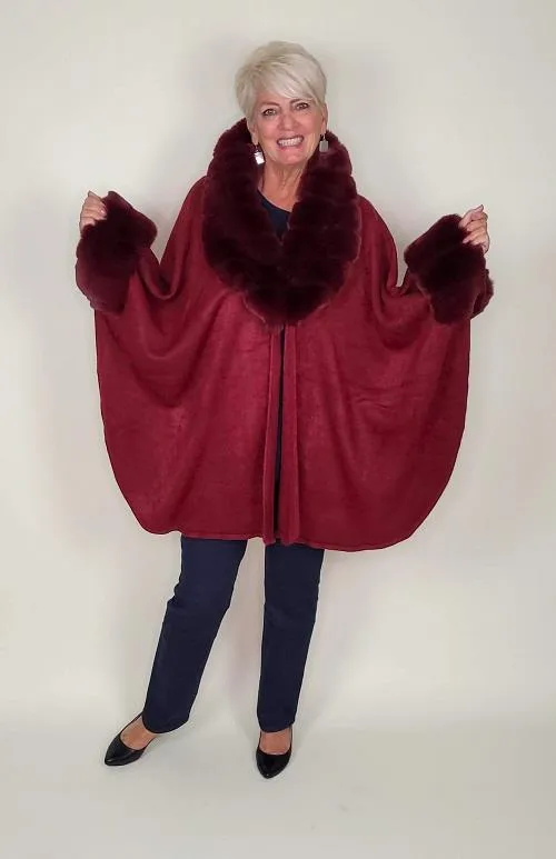 Saachi Cape #807076