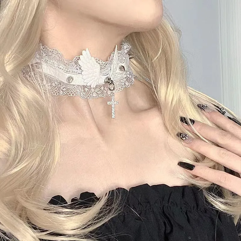 The Angel Collar