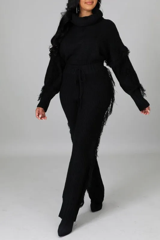 Turtle Neck Cable Knit Sweater And Tasseled Pants Set - Black