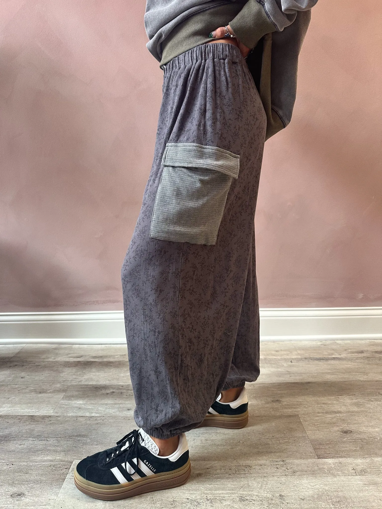 Whimsy Jogger / Charcoal