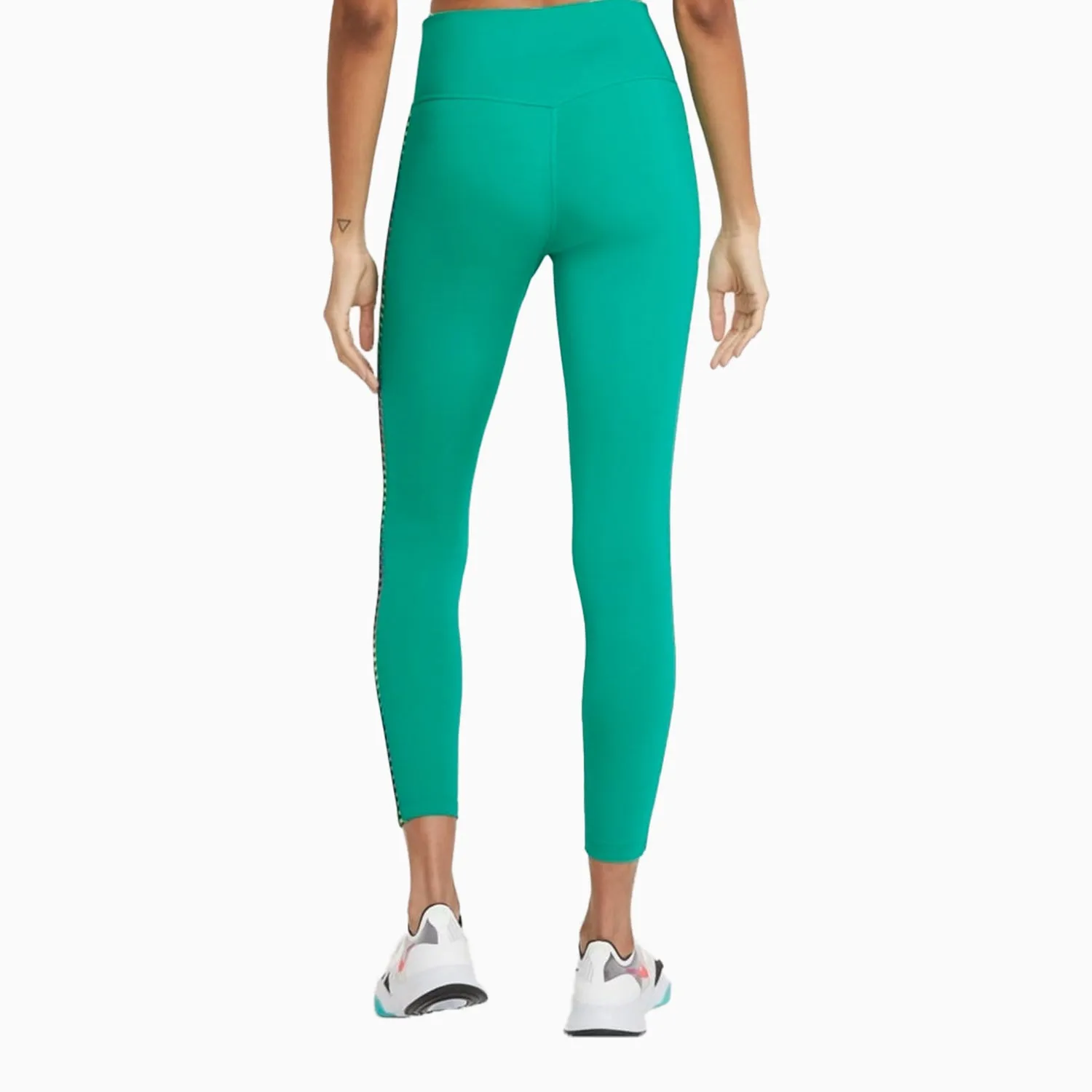 Women's Nike Dry-Fit Outfit