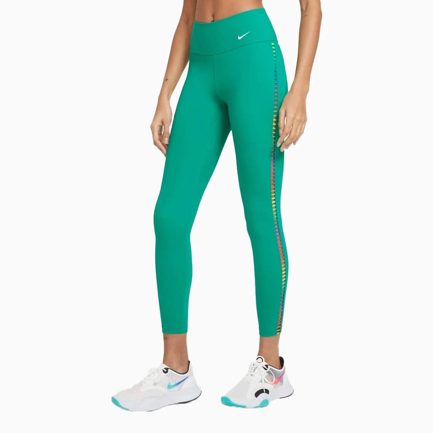 Women's Nike Dry-Fit Outfit